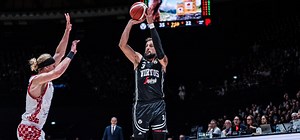 Video Virtus Bologna Varese (104-67)/ Sintesi e highlights: Hands non basta! (Lega A basket, 27 aprile 2025)
