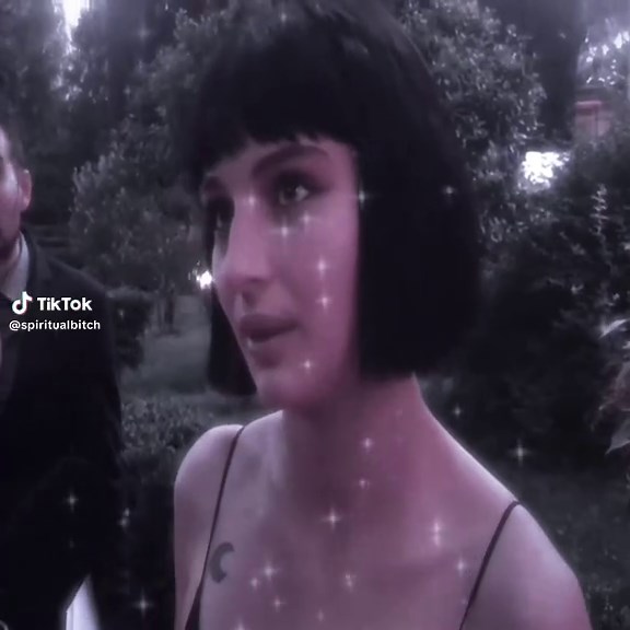 Alice Pagani Gif Edit – Creative Highlights