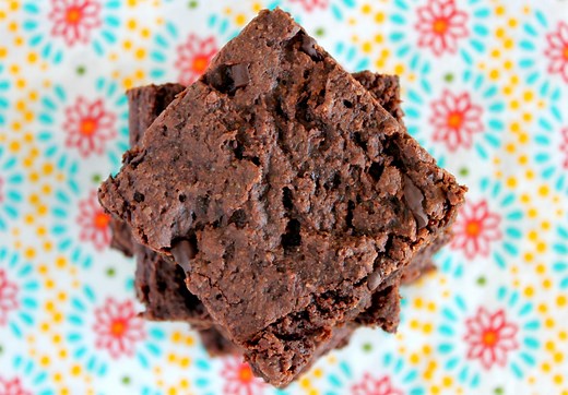 Simple Eggless Brownies (No Weird Ingredients!) • Cheapskate Cook