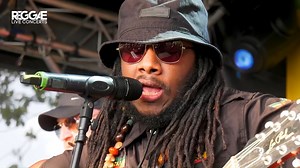 Exodus! Alright.. Movement of Jah people 💪❤💛💚 | Rootsriders ft. Mo Ali - Exodus (Rastaplas festival) - 🎥@Reggae Live Concerts - Link in 1st Comment ⬇ #BobMarley #Rootsriders #reggae #reggaefestival | Reggae-agenda