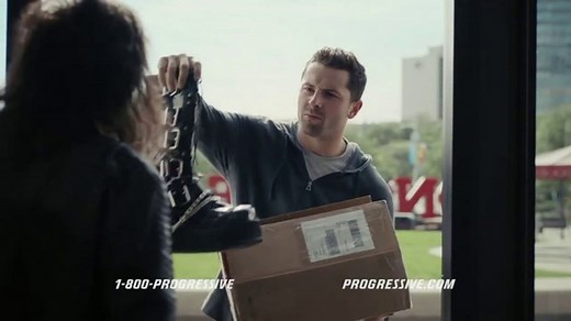 Progressive TV Spot, 'Baker Mayfield Has a Package Mix-Up' Featuring Alice Cooper