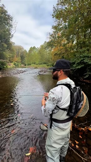 1K views · 23 reactions | The Beyond Voyager Bag is the best bag for on the go fishing! Pick one up for your or your fishing buddy for this holiday season! 麟 • #fishing #fishingbag #tacklebox #fishingbox #fishinggear #fishingviral #fishingcontent #explorepage | Beyond Braid | Facebook