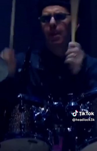 headlock3k (@headlock3k)’s videos with original sound - headlock3k