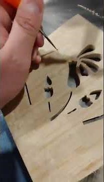 A Simple Accessory For Scroll Saw Woodworking #shorts