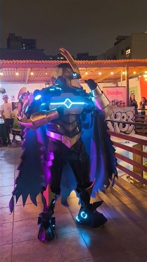 Presentación de Armored All Might #myheroacademia #bokunoheroacademia #allmight #cosplay #pasarela