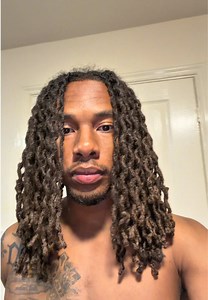 Infinite Twist Out for Locs: Two-Strand Barrel Twist Guide