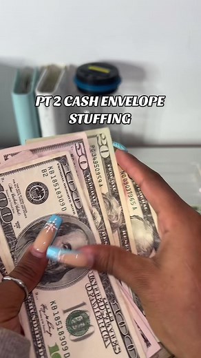 Cash Envelope Stuffing for Beginners: Saving Money Challenges