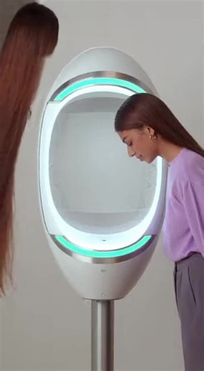 Experience Perfect Curls with Dubai's AI Salon Pod Robot
