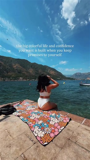 Start with the small promises. Keep those. And I can’t wait to see how you surprise yourself thereafter. If you want to start making small promises and build your confidence - The Fitness Slt is a perfect starting point. And it’s made to be novel, quick and enough to get you in your body without taking all of your time. 25 minutes a day, 3 days a week. Let’s get you back in your body. Everything is on the other side of that kind of care. You know where to download the app 🔗. To our big colorful