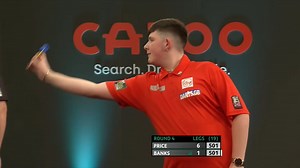 WHAT A MOMENT FOR BANKS! 🤩 A smile from ear-to-ear from 16-year-old Thomas Banks who get a leg on the board on the big stage against Gerwyn Price! 📺 bit.ly/MainStageLive | #UKOpenDarts R4 | Professional Darts Corporation