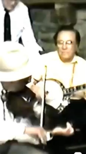 85K views · 2.3K reactions | Jamming with Frazier Moss & Earl Scruggs (1988) #bluegrass #fiddle #legends | World Bluegrass Day | Facebook