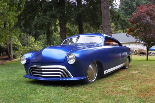 Custom 1951 Ford Deluxe Tudor Sedan
