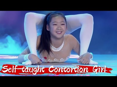 Self-taught contortion girl displays superb flexibility | Amazing Chinese