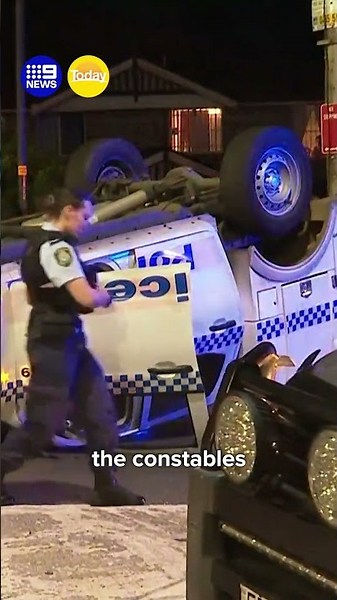 Police car crashes in Sydney's west | 9 News Australia