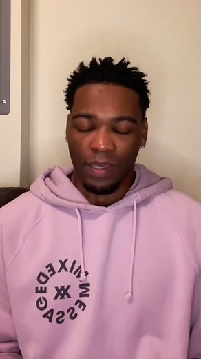 𝐅𝐨𝐫 𝐭𝐡𝐞 𝐠𝐥𝐨𝐫𝐲 𝐨𝐟 𝐂𝐡𝐫𝐢𝐬𝐭✝️ on Instagram: "« Voici, je viens bientôt, et ma rétribution est avec moi, pour rendre à chacun selon ce qu’est son oeuvre.» (Apocalypse 22:12) 👉 @mrcameronjarel 👈 • • • #chretien #jesus #jesuschrist #reels #Christian #God #evangile #parole #yahweh #bible #verse #bibleverses #biblequote #verset #verseoftheday #christianity #christ #gospel #preach #preaching #parolededieu"