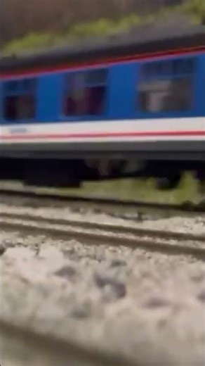 47 passing #modelrailroad #modeltrains #modelrailway #class47
