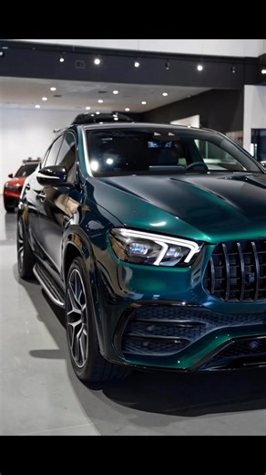 The 2026 Mercedes‑AMG GLE 63 S takes the performance SUV formula of its predecessor and elevates it in key areas that improve responsiveness, dynamics, and everyday usability. Compared with the previous model, the 2026 GLE 63 S still uses a hand‑built AMG 4.0‑liter V8 biturbo with 48‑volt mild‑hybrid assist, but now benefits from updated engine calibration and hybrid torque fill logic. That means quicker throttle response, stronger mid‑range punch, and smoother power delivery — especially during
