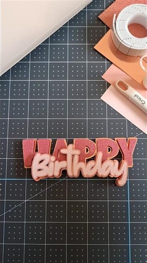 Birthday Cake Topper #cricut #cricutproject #caketopper #cricutvip #tutorial ‪@cricutitalia7566‬