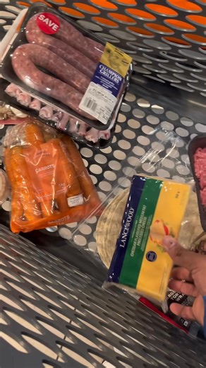 26K views · 1.7K reactions | Run errands with me.奈 | Stimlo Vi | Facebook