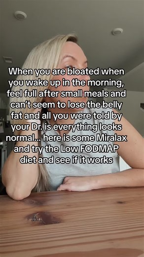 Bloated in the morning and feeling full even when eetign small meals are signs of constipation and low stomach acid as potential root causes #bloatedstomach #bloatedbelly #bloatingtips #guthealth #guthealthforweightloss #bloating #bloatingrelief