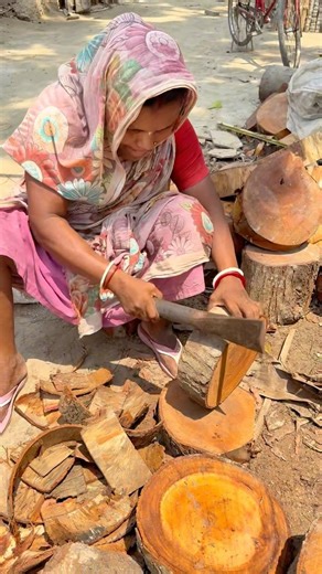 Amazing technique of peeling tree bark with precision and skill 🌳😱 #sojib_crafts_bd #viral #short