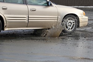 Watch: What happens to your suspension when you hit a pothole