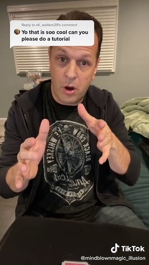 Appearing handkerchief #magictutorial #learnmagic