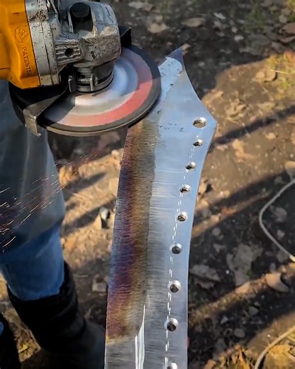 211K views · 629 reactions | Forging a Dao Sword From Junk | DIY & Crafts | Facebook