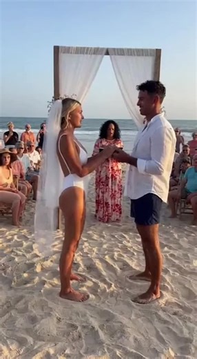 Wedding Dress Malfunction Causes Panic At Ceremony