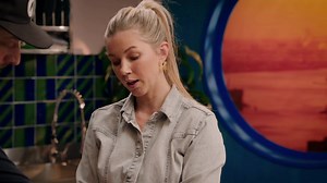 Om 18:00 uur ben ik samen met chef Perry te zien in een nieuwe aflevering van ‘Guilty Pleasures’ bij 24Kitchen!. Mijn guilty pleasure is de Hollandse garnalencocktail en dat wordt straks een heeeeele lekkere 😍 | Anouk Hoogendijk