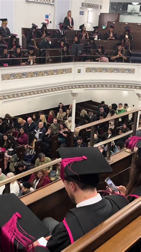 Can’t believe I actually remembered to film this with the sis @tarajaynecooperr #graduation #graduation2025 #ntu #hsm