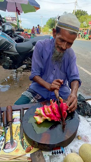 Watch Till the End – Perfect Dragon Fruit Slices 😲#reels #streetfood #fblifestyle | Street Food Finder