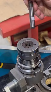 Have you used this tool holder before? 👀Like what you see? 🤝 Connect ↖️ Click the “follow” or “subscribe” button #journeyman #youtube #youtuber #machining #machine #instagood #worldofengineering #cnc #engineering #machine #engineer #manufacturing #cncmilling #milling #creators #cncporn #mybloopers #theukmachinist #machiningvideooftheweek #cncmachine #instamachinist #cncmachining #cncmachinist #machinist #machining #cncshop #cncmilling | Theukmachinist