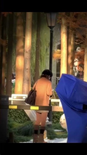 不能握的手…# 赵露思 # 电视剧恋人 # 阮妤