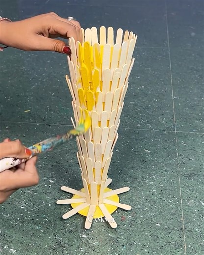 6.7M views · 28K reactions | Easy and Fun Flower Vase 3d craft #diy #art #crafts | Deep's CRAFT | Facebook