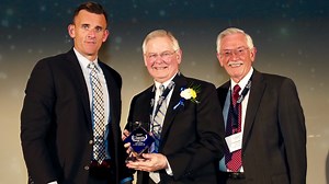 12K views · 281 reactions | Dr. David Johnson, UT Southwestern oncologist and two-time cancer survivor, is being recognized by peers for four decades of remarkable oncology research and clinical care. Johnson is one of only 15 oncologists in the world recognized with the 2019 Giants of Cancer Care award. Congratulations, Dr. Johnson! https://bit.ly/2Xm4qDH | UT Southwestern Medical Center | Facebook