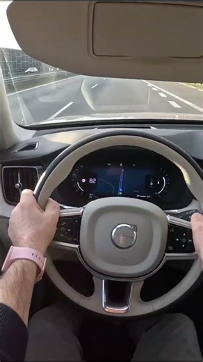 NEW Volvo XC60 B5 AWD 2026 (2.0 Turbo Mild-Hybrid 250 HP) | POV Test Drive #shorts #car