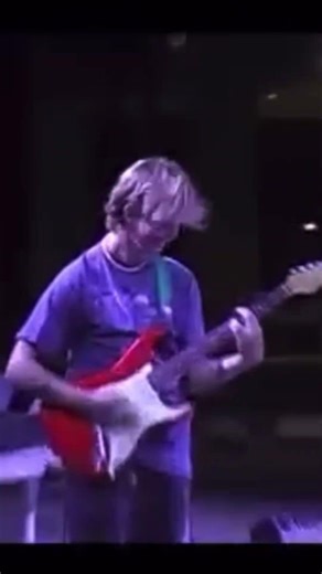 POV: you hear Cigarette Daydreams live and freeze #singer #cover #singing #music