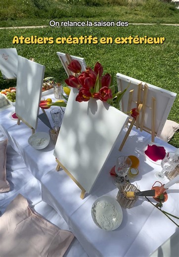 ☀️ La saison des ateliers créatifs en extérieur est de retour Avec les beaux jours, nos ateliers prennent l’air : parc, bord de mer, lieux inspirants à Marseille… une expérience encore plus immersive et conviviale 🎨 Au programme : peinture sur toile, art texturé, aquarelle, peinture sur pot et sur textile. ✨ Deux formats pour s’adapter à toutes les envies : • Des dates en libre inscription (accessible en solo ou à plusieurs) • Des sessions privatisées pour des groupes de 6 à 10 personnes 💸 À p