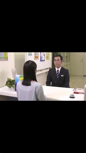 銀行の窓口で、パンフレットの表や図を見ながら、クレジットカードについての簡単な説明を聞いて、理解する #momonihongo #kaiwa #会話 #japanese #nihongobenkyou