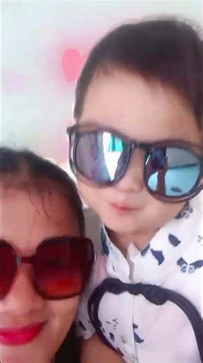 intinya kaca mata mama