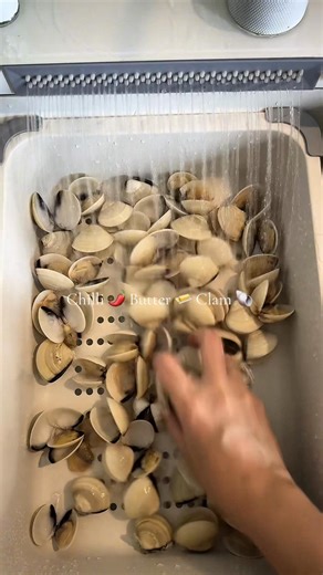 Chilli Butter Clam Recipe by Farah Nabilah