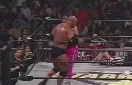 26 years ago today, at WCW Starrcade Bill Goldberg delivered the superkick that ended Bret Hart’s career forever. Bret has still not forgave Goldberg for the incident. (1999) | Old School Wrestling