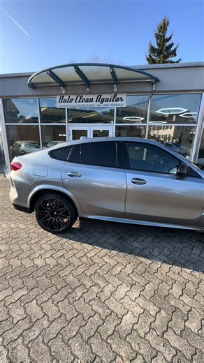 Por fin después de meses de mucho buscar y comparar con sus competidores más directos, como el Cayenne Turbo S y el RSQ8 me he comprado mi coche nuevo para disfrutar con la familia! El BMW X6 M Competition #bmw #porsche #compras #coches #felicidad