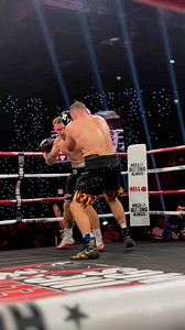 207K views · 873 reactions | The 1️⃣st quarterfinal match in heavyweight division was full of amazing moments!The next qualification tournament awaits us next Sunday. Follow our social media so you don't miss anything!#FightForTheCrown #HellBoxingKings #Boxing | HELL Boxing Kings | Facebook