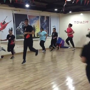 A sneak peek into #Day2 of the #DANS21DayFitnessChallenge! Hats off to the amazing students. #LoveAtDANS #OnlyAtDANS #HappilyEverFit #DANSFitsMe #DANSME | DANS