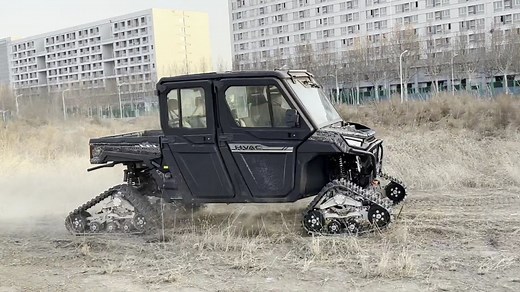 奥德斯全地形车配置Mattracks全地形橡胶履带轮场地高速测试