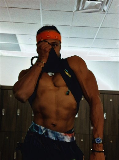 life b4 leg 🦵 day #bodygame #typebeat #jesuschrist #bodybuilding