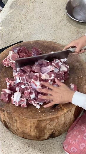 Mutton Back Chops cutting 😱🤤😱 #noorani #meat #meatmarket #ytshorts #shorts #youtubeshorts #viral