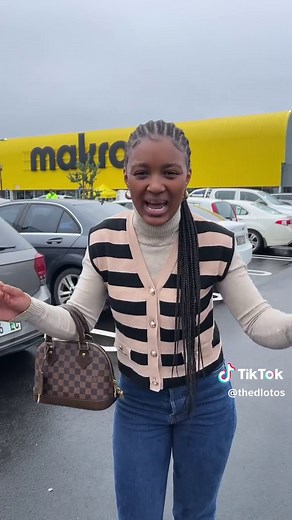 The Makro Mood has officially landed in Gonubie! From groceries to gadgets, Makro’s got it all and now, it’s right at our doorstep😃 Bulk savings, next-day pick-up, free delivery for big buys, and so much abu dance? Eastern Cape, we’re shopping smarter now💡 #Ad #MakroGonubie #MakroMood #GonubieOpening #BulkisBoss
